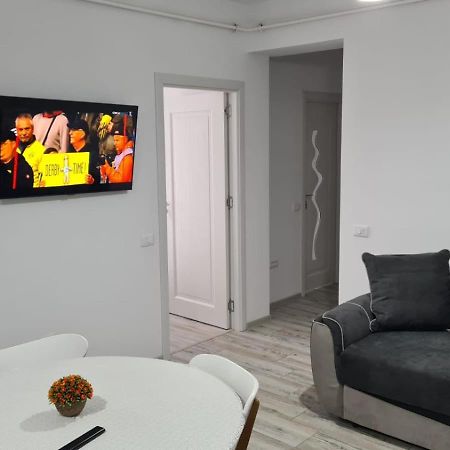 Apartament David Ramnicu Valcea Exterior photo
