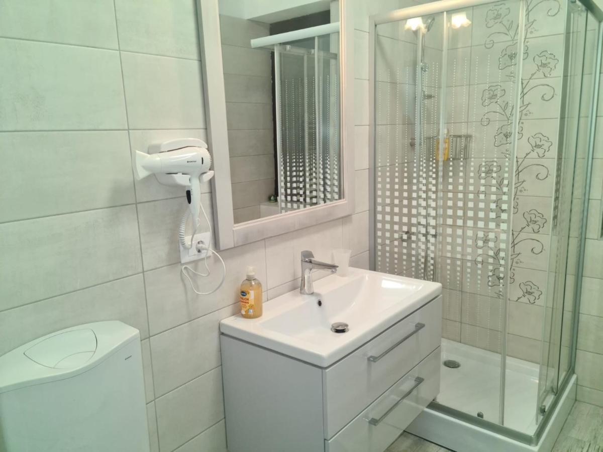 Apartament David Ramnicu Valcea Exterior photo